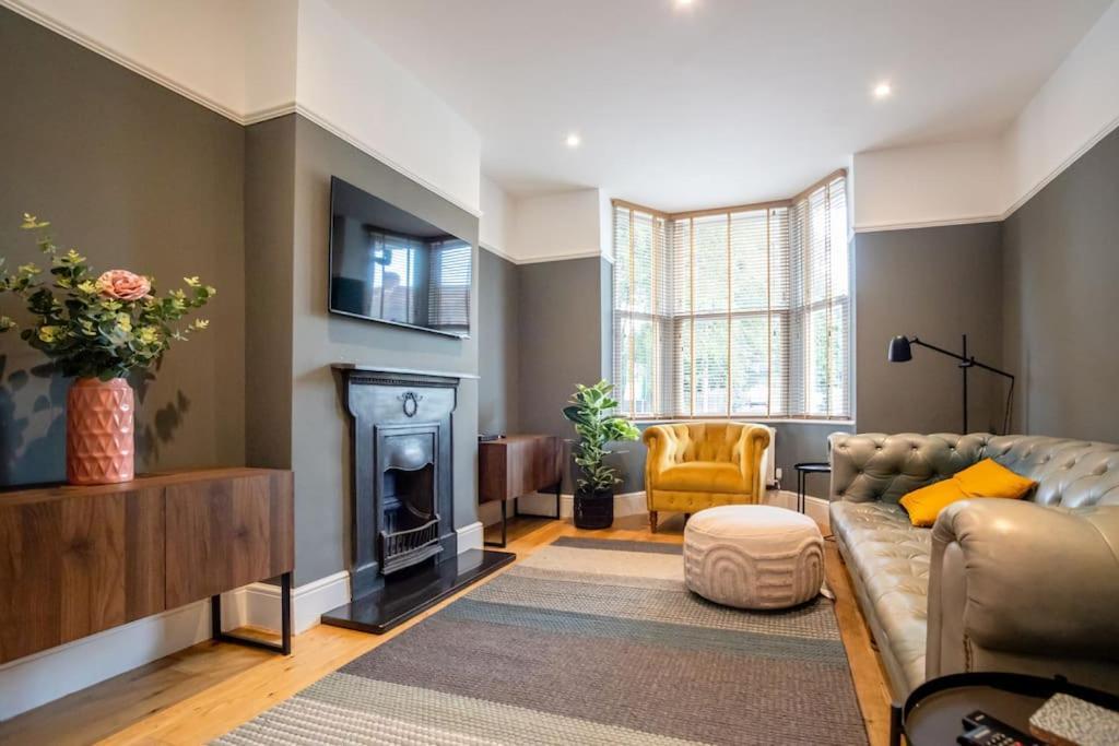 Hereford - Clifton Villa - Beautifully Presented House Located A Short Walk From City Centre - Sleeps 6 Guests - Perfect For Exploring Hereford - Hosted By Rentmyhouse Exterior foto